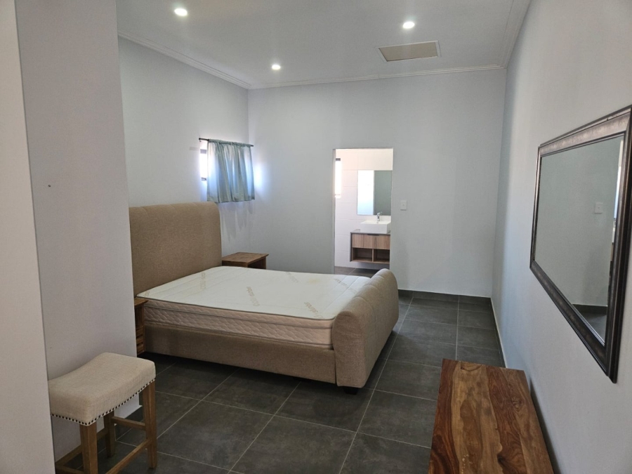 5 Bedroom Property for Sale in Wilkoppies North West